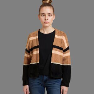 Saint Tropez cozy women's open knit light weight cardigan size US M-L
